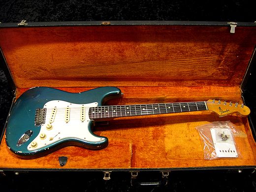 1965 Fender Stratocaster Lake Placid Blue/Rose - ヴィンテージギター買取り・販売のGuitarLicks