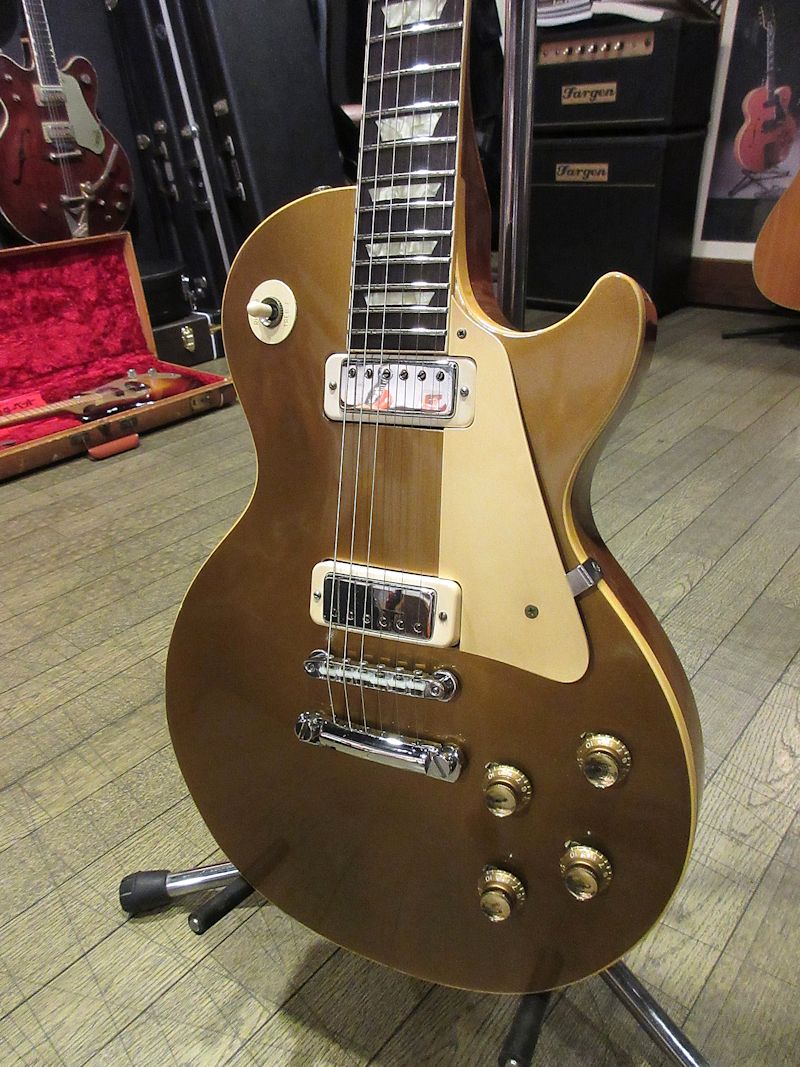 1971 Gibson Les Paul Deluxe Gold Top - ヴィンテージギター買取り