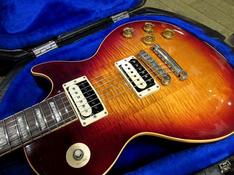 1989 Gibson Les Paul Standard Haritage Cherry Sunburst 